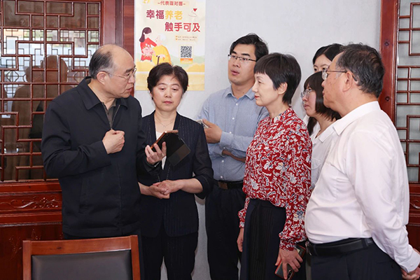 全国人大常委会办公厅研究室到无锡调研