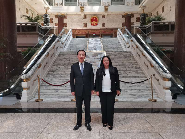 全国人大外事委员会副主任委员傅自应主持与德国联邦议院外事委员会委员达格德伦的工作会谈和欢迎宴会