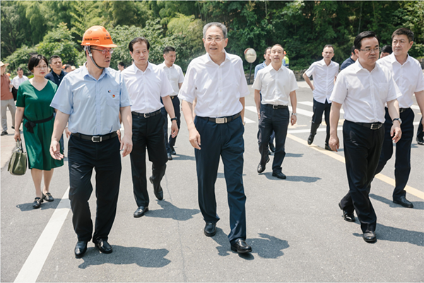 全国人大调研组到湖开展矿产资源法（修改）立法调研