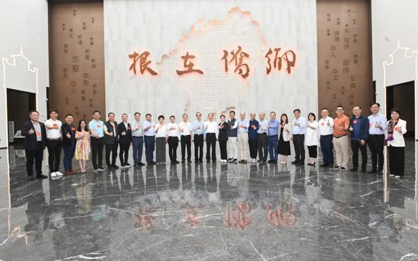 香港特别行政区全国人大代表调研组表示：促进香港江门深化合作 携手实现高质量发展