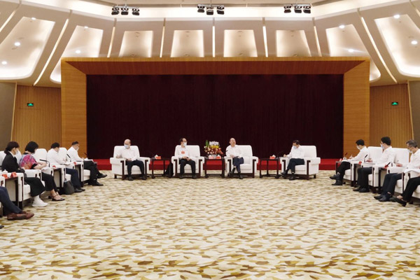 香港全国人大代表赴广东开展专题调研