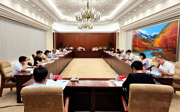 民进中央理论学习中心组围绕主题教育开展集体学习&ensp;蔡达峰出席